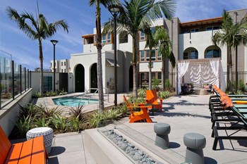 Pool and Spa at The Seaton Apartments in San Diego CA